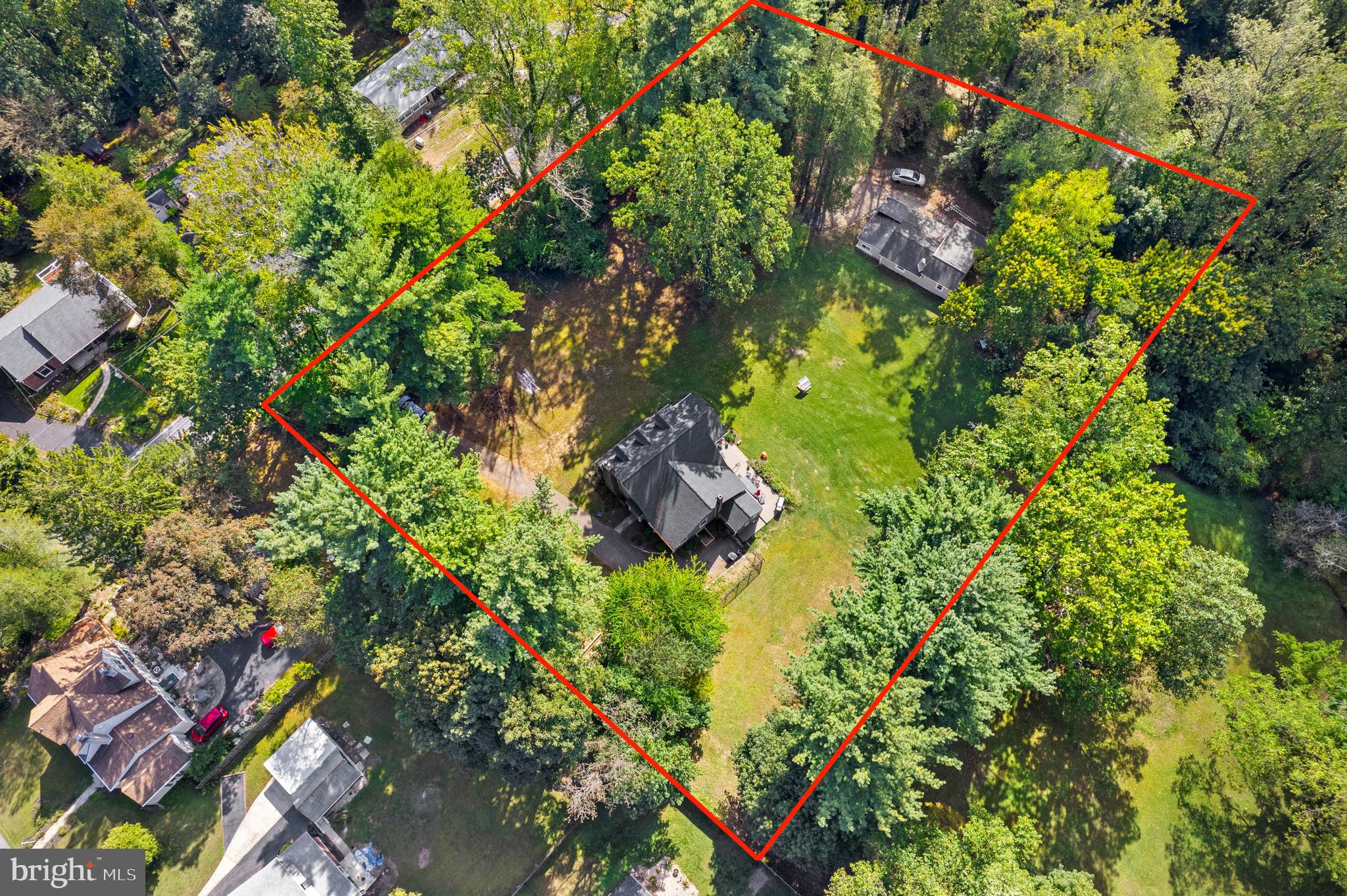 225 Fox Road Media, PA 19063 - Photo 2 of 16