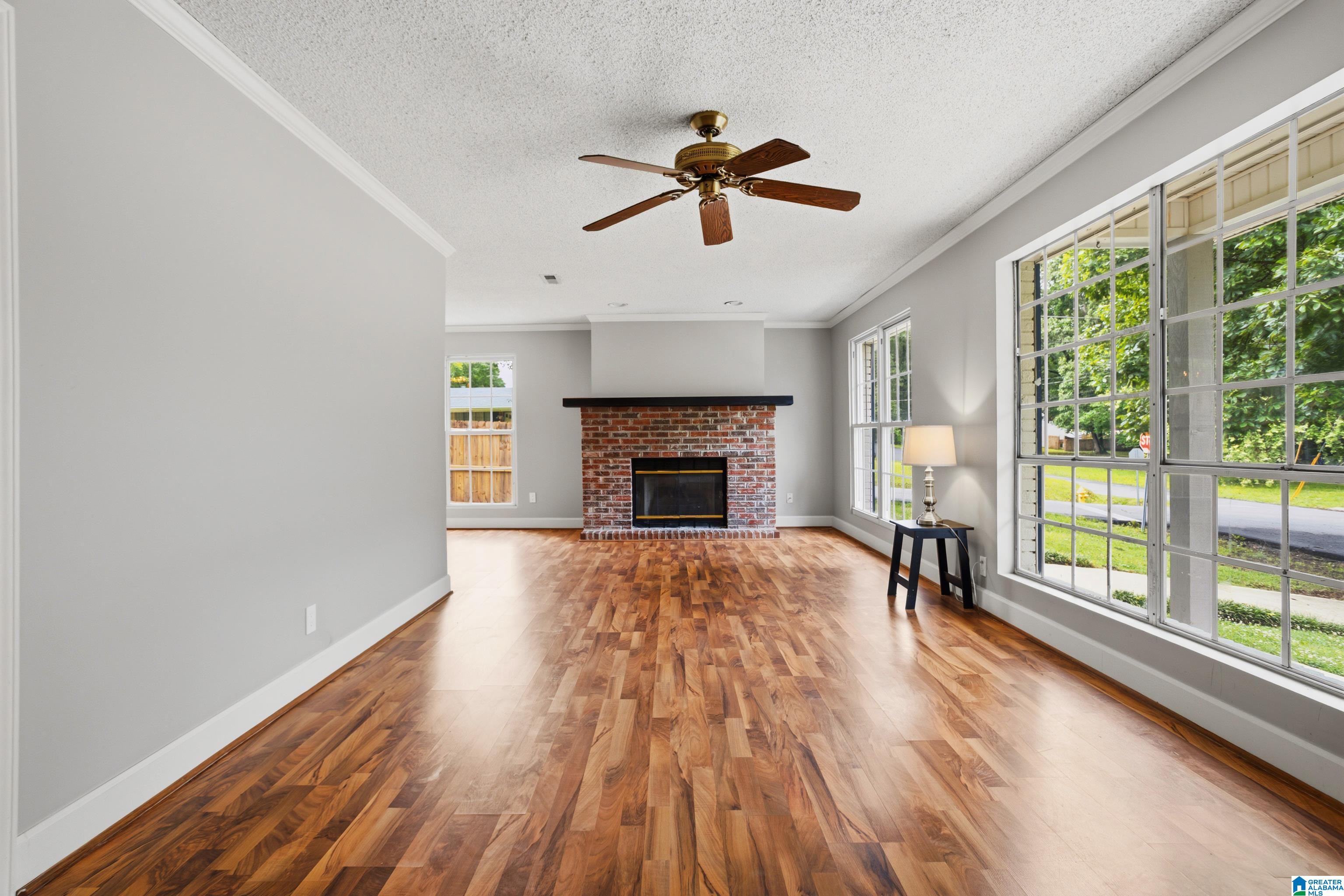 345 12th Street Southwest Alabaster, AL 35007 - Photo 4 of 52