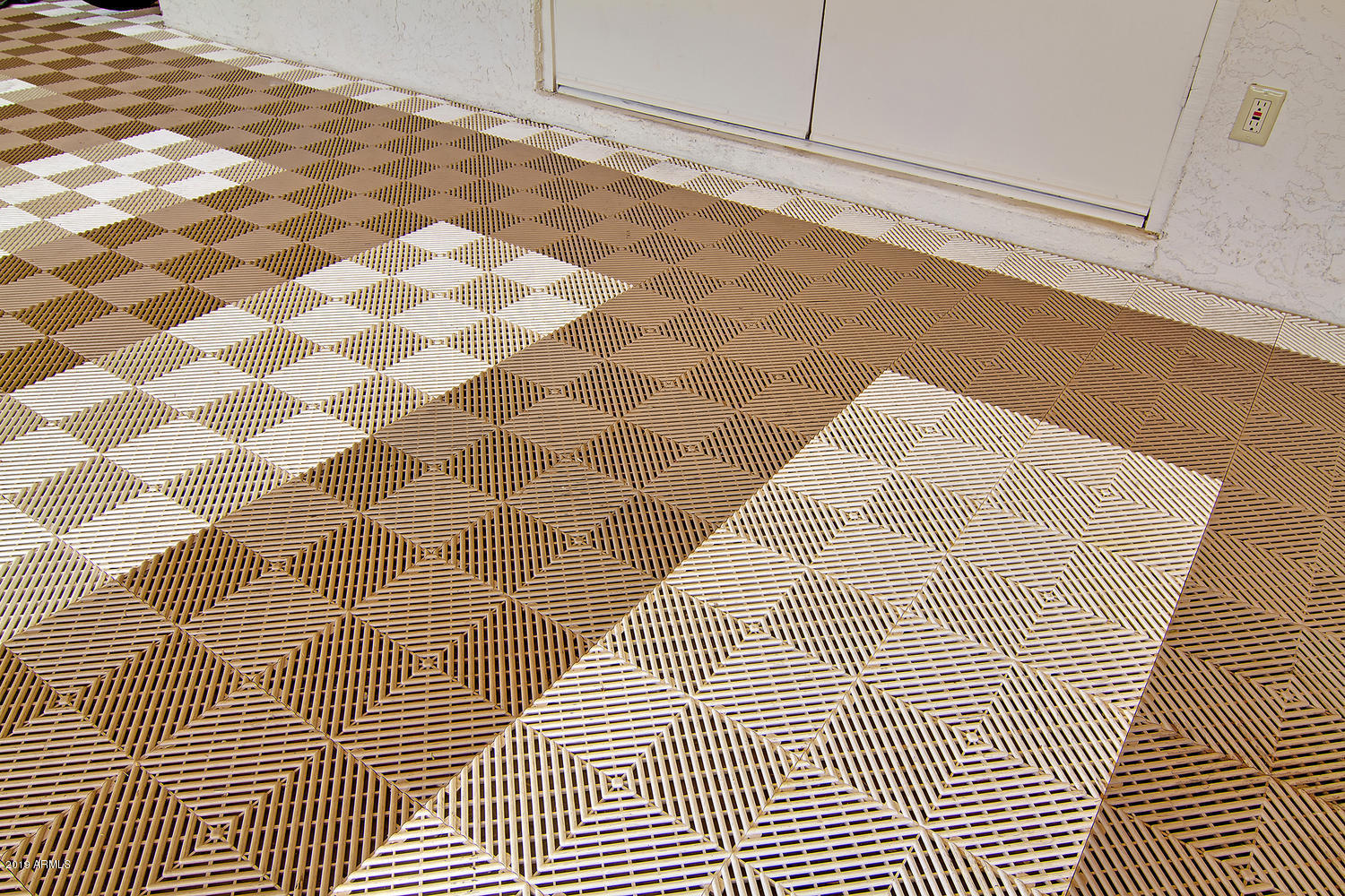 26441 North Arroyo Way Rio Verde, AZ 85263 - Photo 39 of 40 Garage flooring