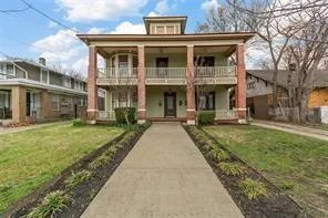 $1,095 | 4617 Gaston Avenue, Unit A, Dallas, TX 75246