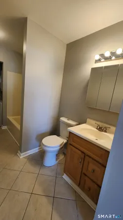 $2,075 | 173 Russo Avenue, Unit 609, East Haven, CT 06513