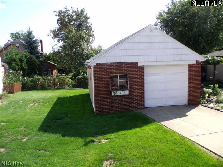 849 Ranney Street Akron, OH 44310 - Photo 4 of 22