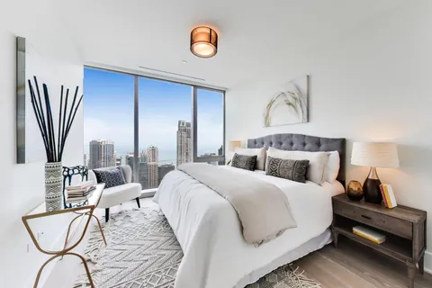 $1,650,000 | 363 East Wacker Drive, Unit 5105, Chicago, IL 60601