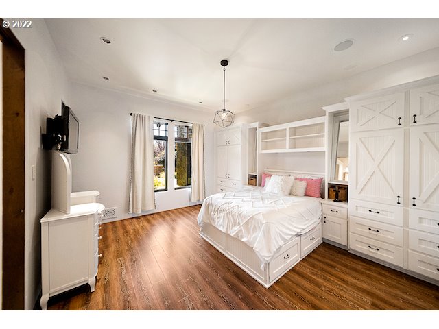 8055 Southwest Powell Butte Highway Powell Butte, OR 97753 - Photo 16 of 32