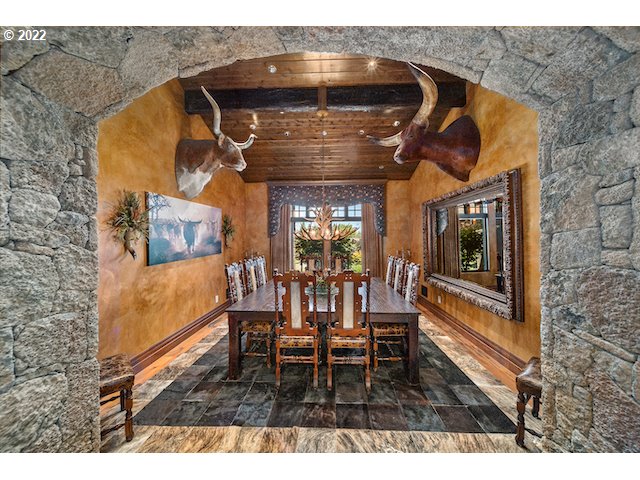 8055 Southwest Powell Butte Highway Powell Butte, OR 97753 - Photo 8 of 32