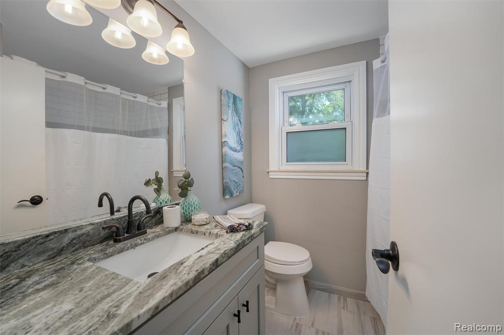 3400 Emmons Avenue Rochester Hills, MI 48307 - Photo 17 of 28 Gallery Image 17