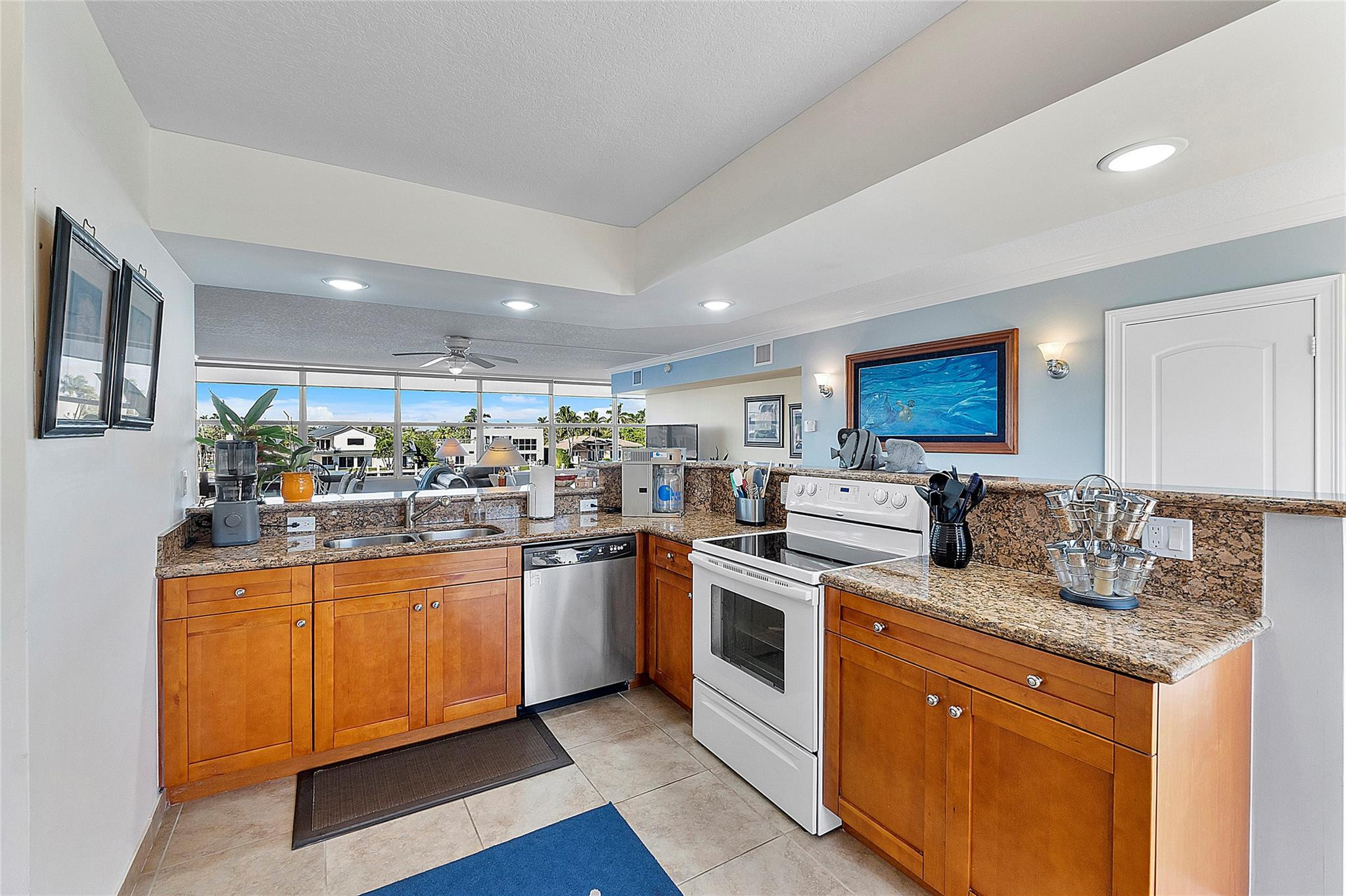 201 North Riverside Drive, Unit 205 Pompano Beach, FL 33062 - Photo 5 of 67 Photo 5
