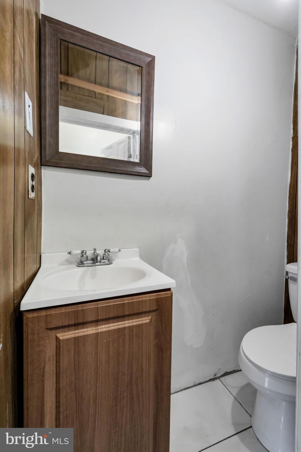 114 Kent Road Upper Darby, PA 19082 - Photo 15 of 34