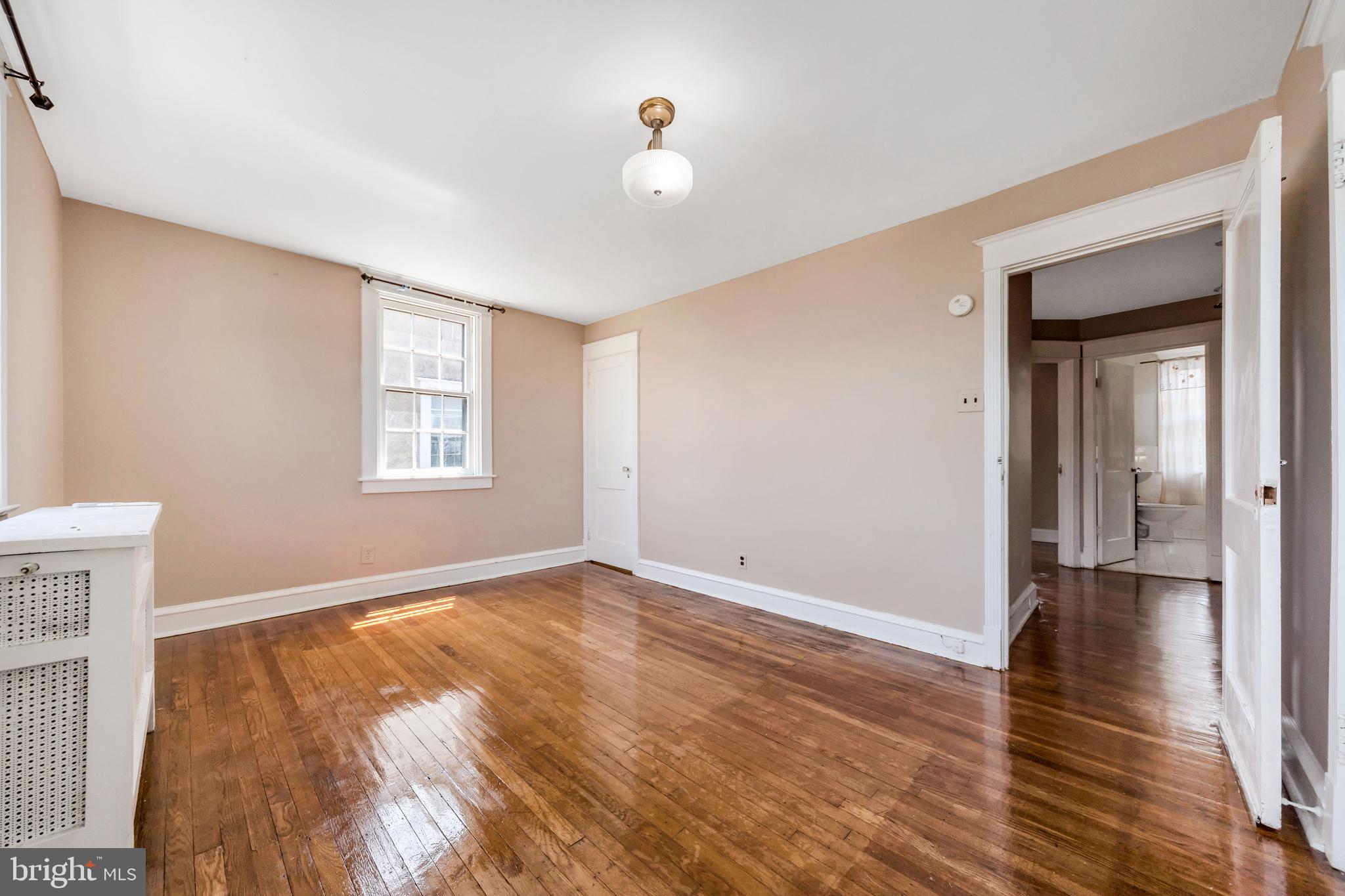 114 Kent Road Upper Darby, PA 19082 - Photo 17 of 34