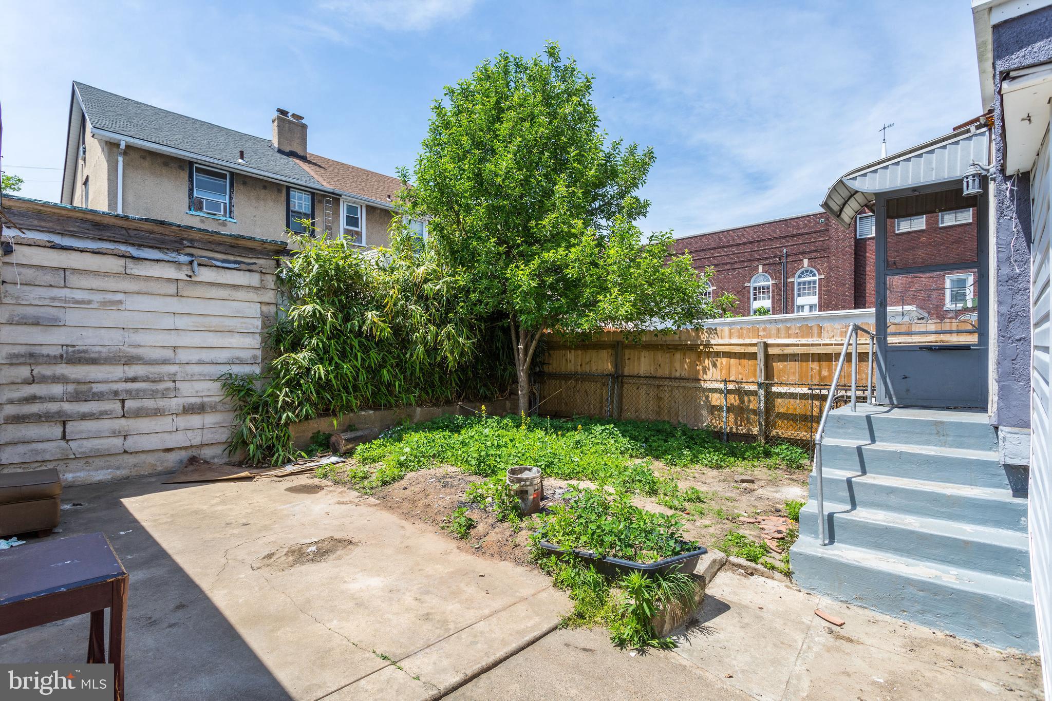 114 Kent Road Upper Darby, PA 19082 - Photo 32 of 34