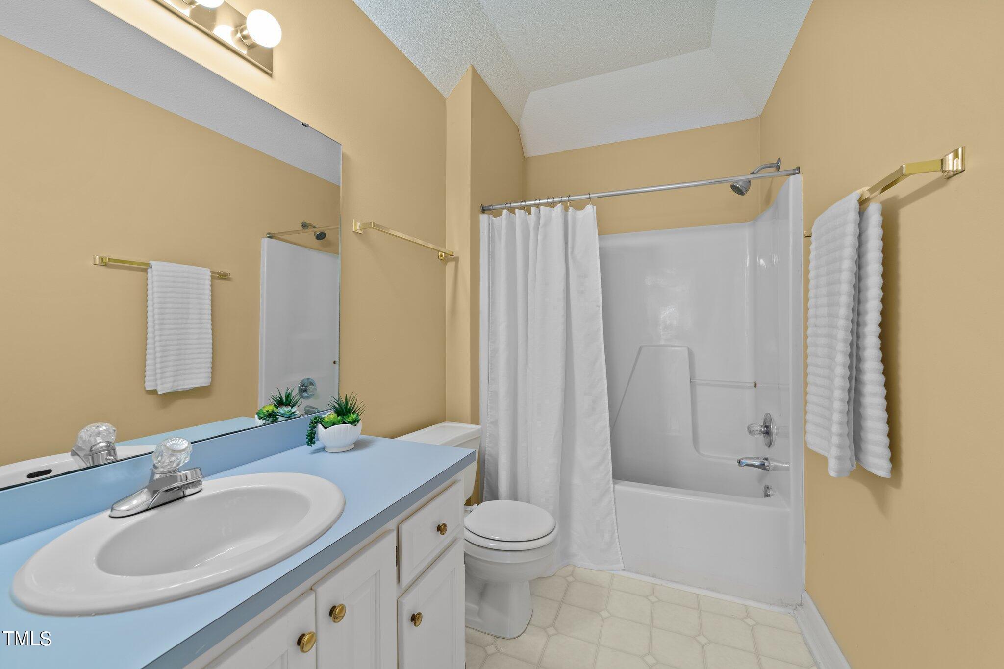 200 Nicholson Road Garner, NC 27529 - Photo 23 of 30 40-web-or-mls-VB4A3463