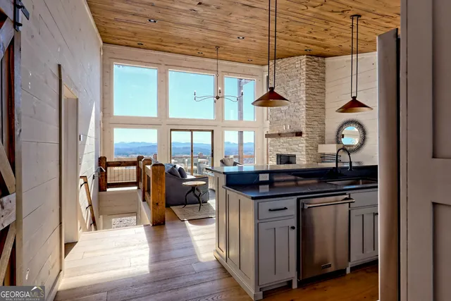 $1,547,000 | 530 Tower Road, Unit 3, Mineral Bluff, GA 30559