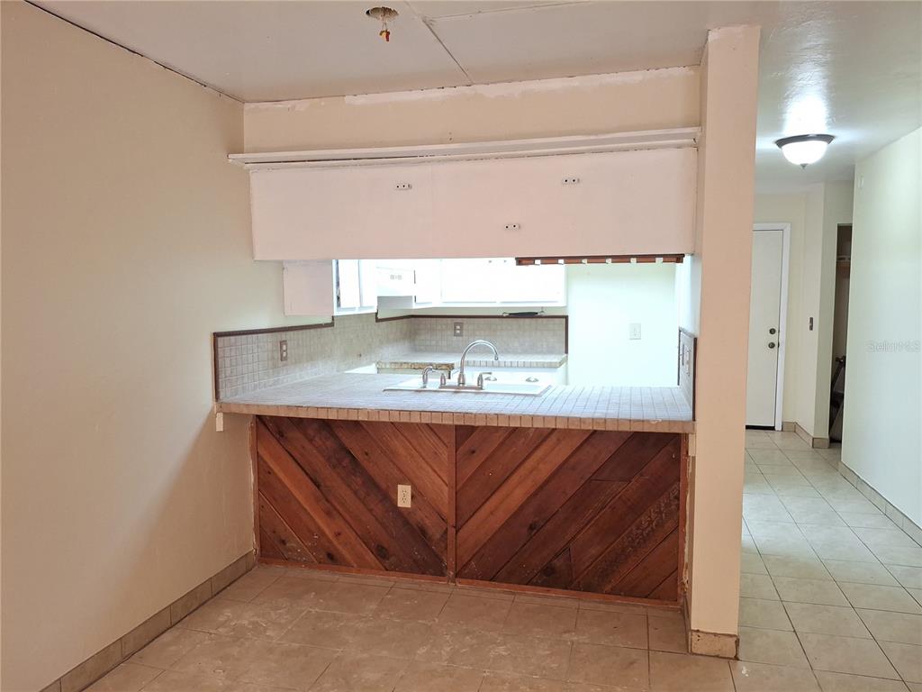 4333 Southwest 69 Terrace Gainesville, FL 32608 - Photo 5 of 36