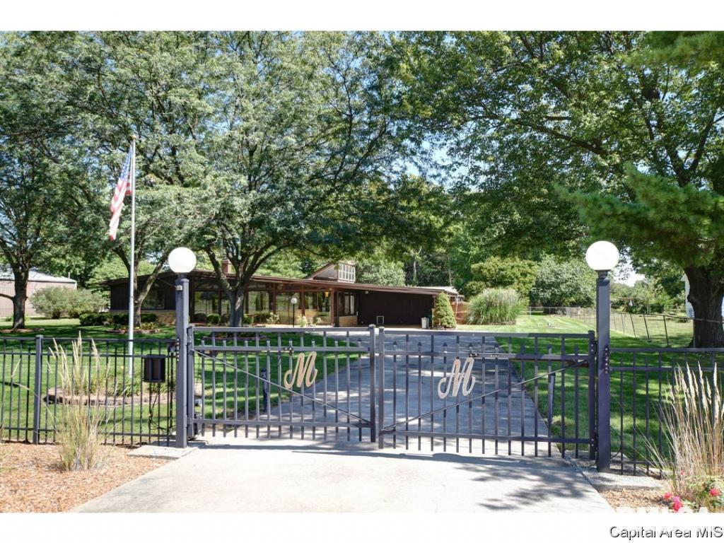 1652 South Camp Butler Road Springfield, IL 62707 - Photo 11 of 16