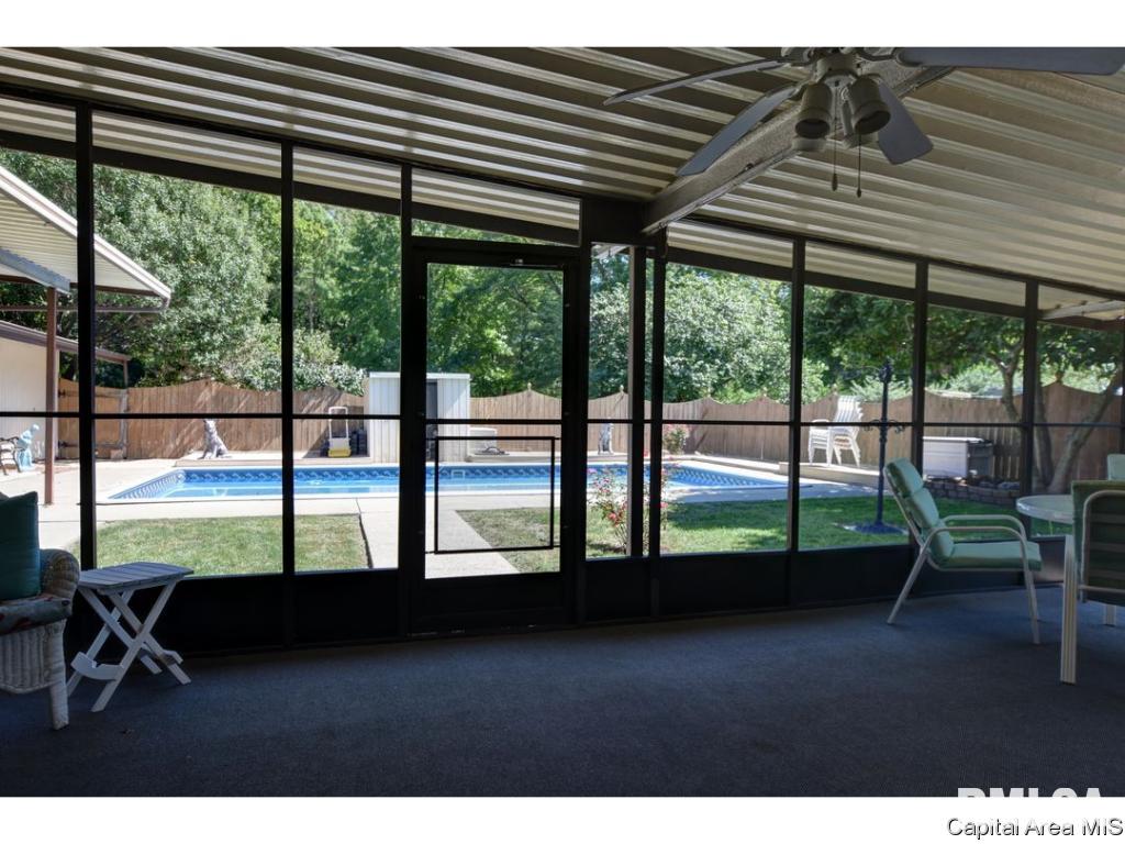 1652 South Camp Butler Road Springfield, IL 62707 - Photo 9 of 16
