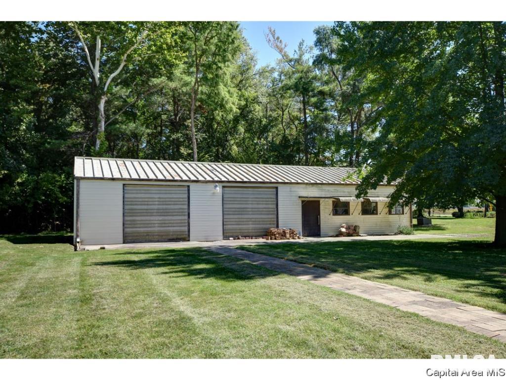 1652 South Camp Butler Road Springfield, IL 62707 - Photo 10 of 16