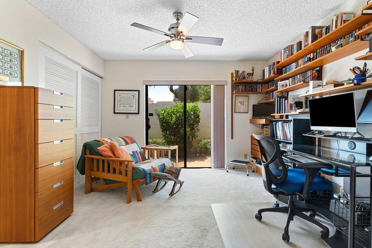 21300 Placida Terrace Boca Raton, FL 33433 - Photo 11 of 19 11