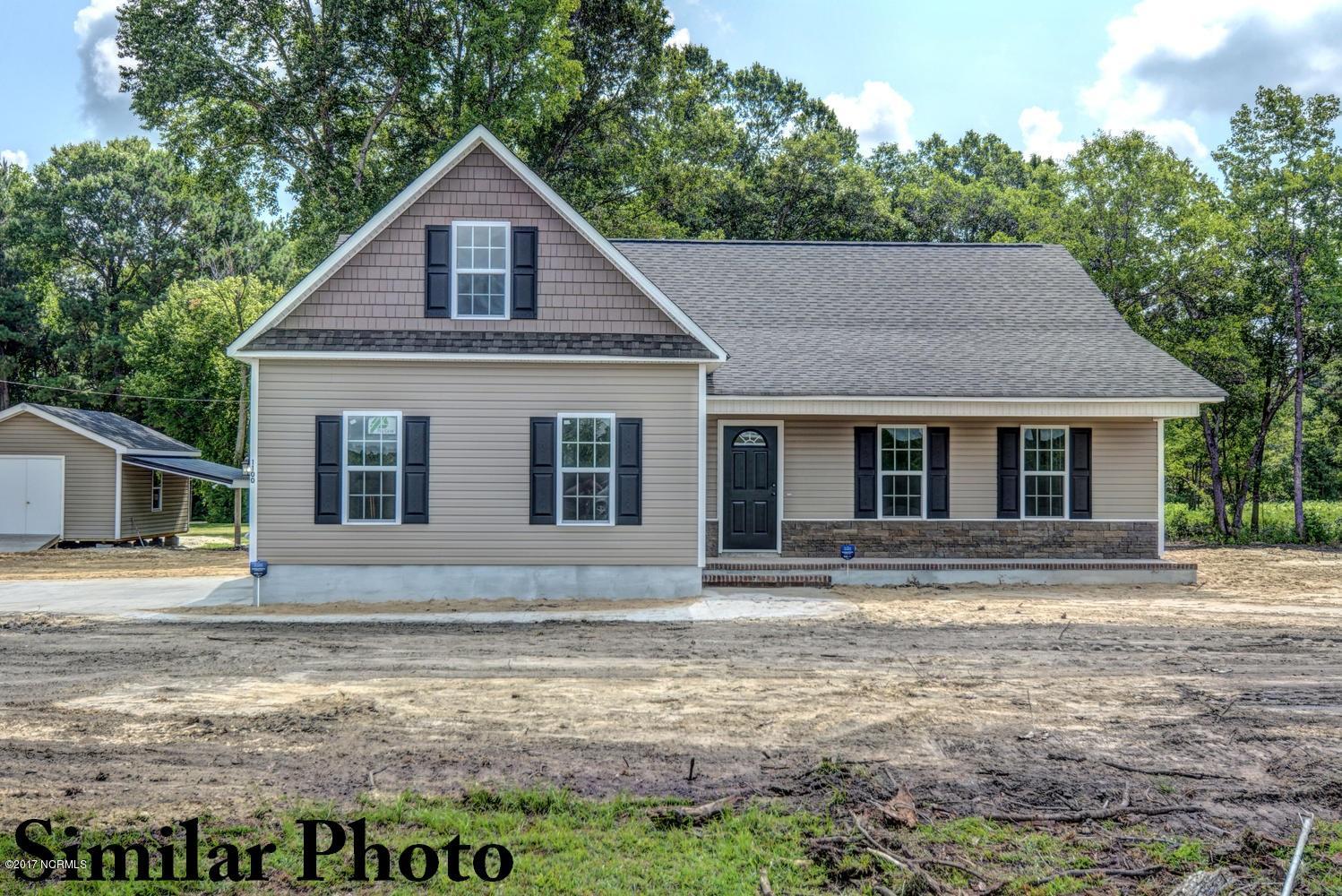 1174 Beaver Creek Road Deep Run, NC 28525 - Photo 1 of 21 1100 Comfort Rd Richlands NC-large-001-D