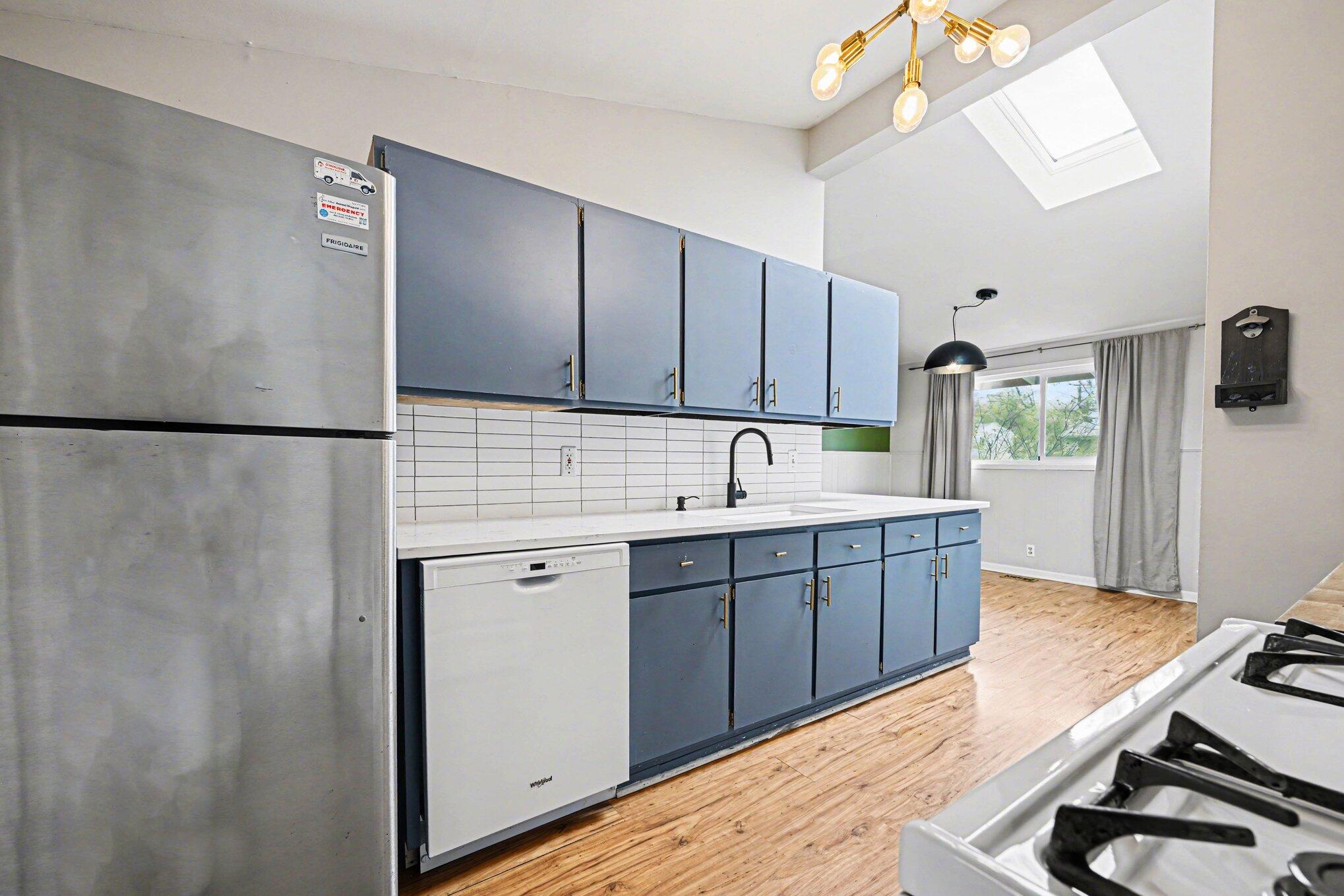 2840 Canterbury Road Ann Arbor, MI 48104 - Photo 9 of 28 007_file_6883