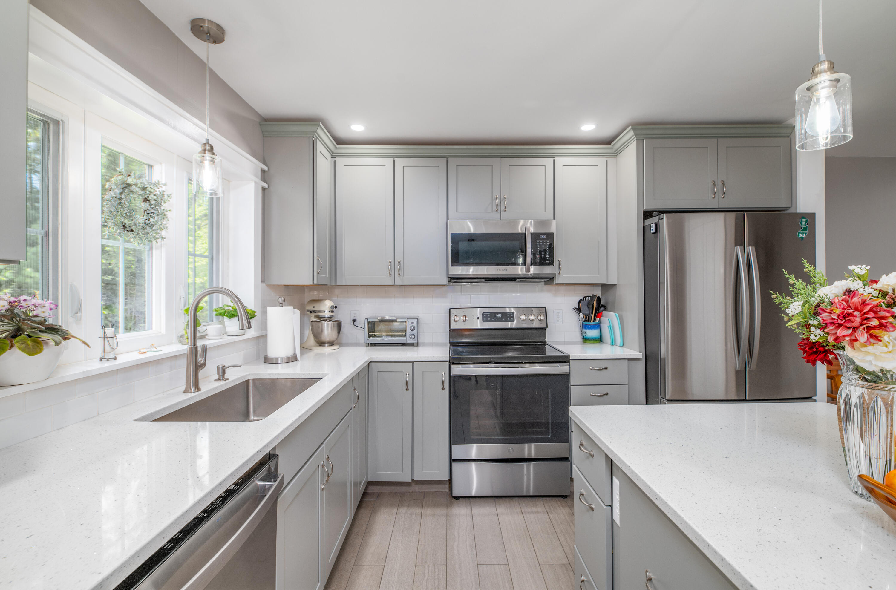 1620 Houston Road Lincoln, ME 04457 - Photo 21 of 46 Interior26