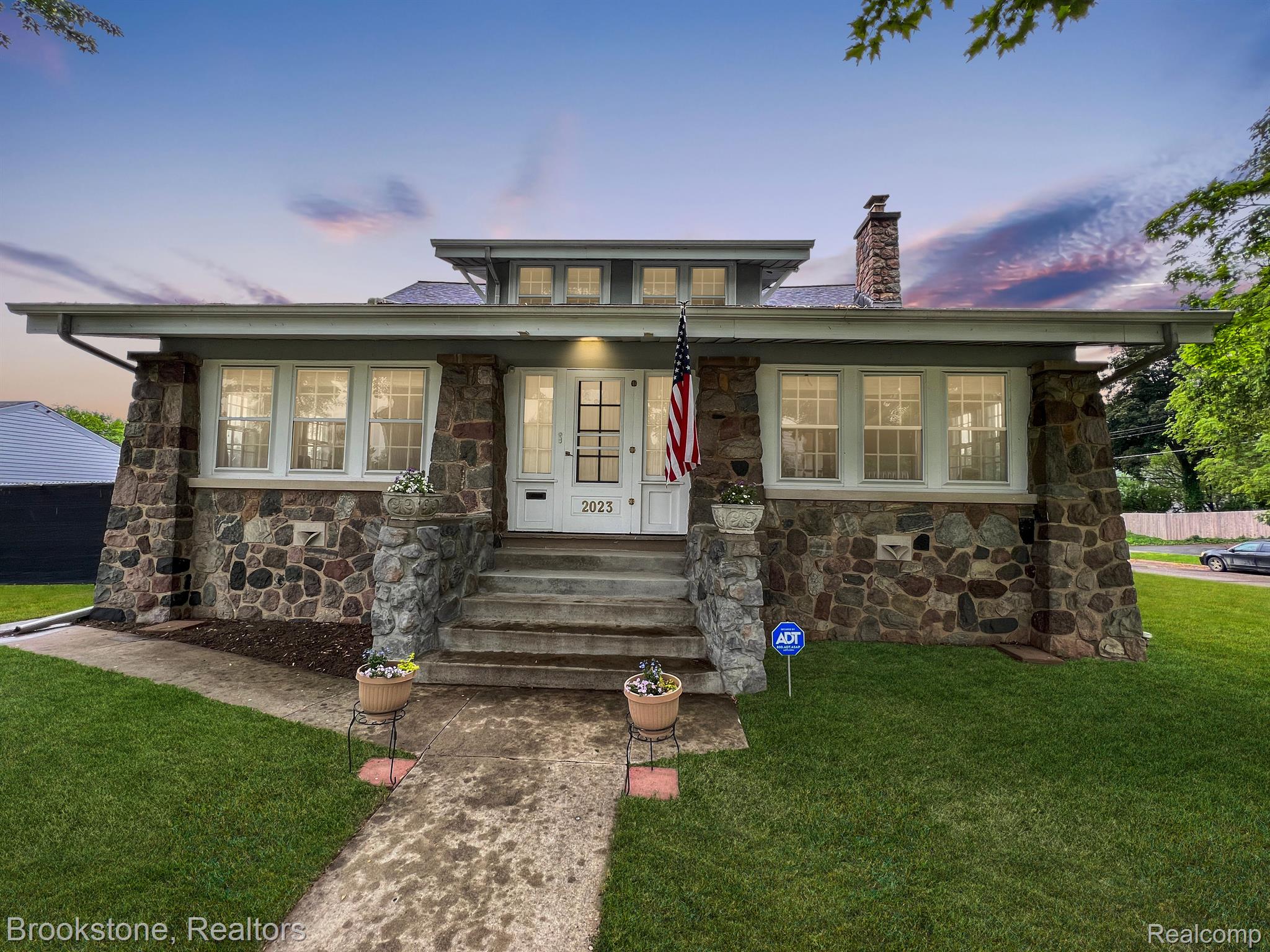 2023 Miller Road Flint, MI 48503 - Photo 34 of 40 Gallery Image 34