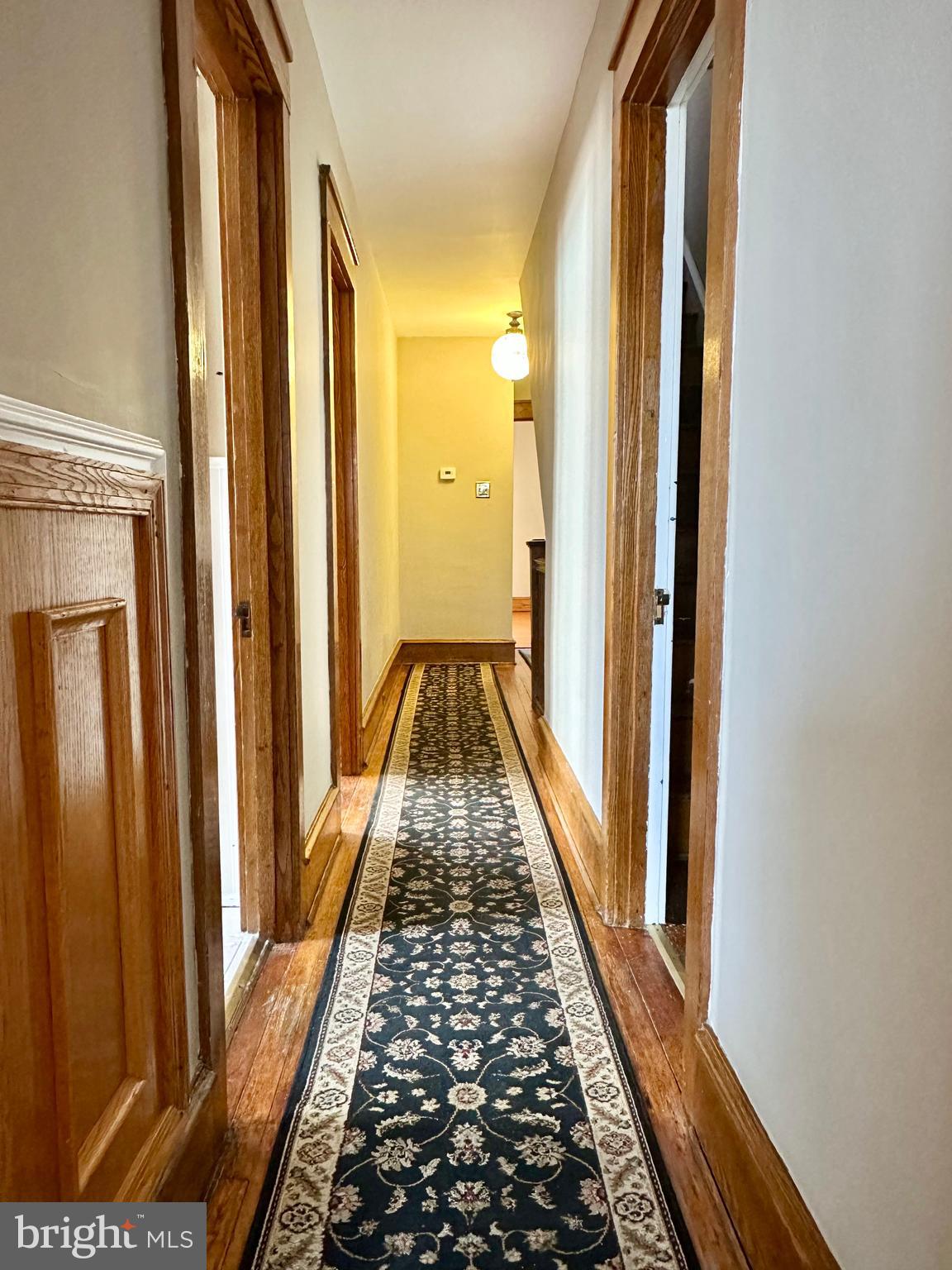 541 Walnut Lane Philadelphia, PA 19128 - Photo 18 of 35 UPSTAIRS HALLWAY