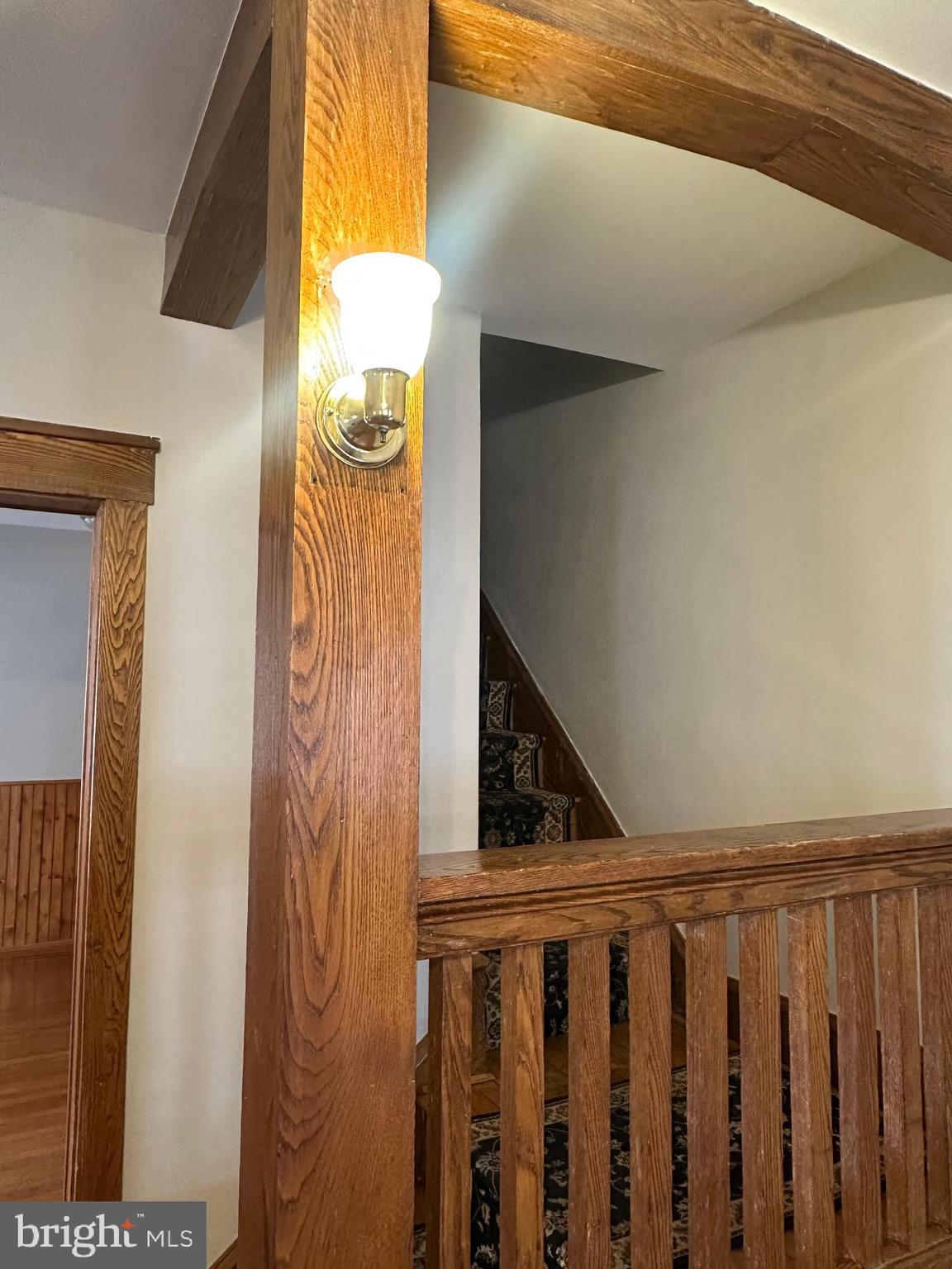 541 Walnut Lane Philadelphia, PA 19128 - Photo 33 of 35 VINTAGE STAIRCASE LIGHTING