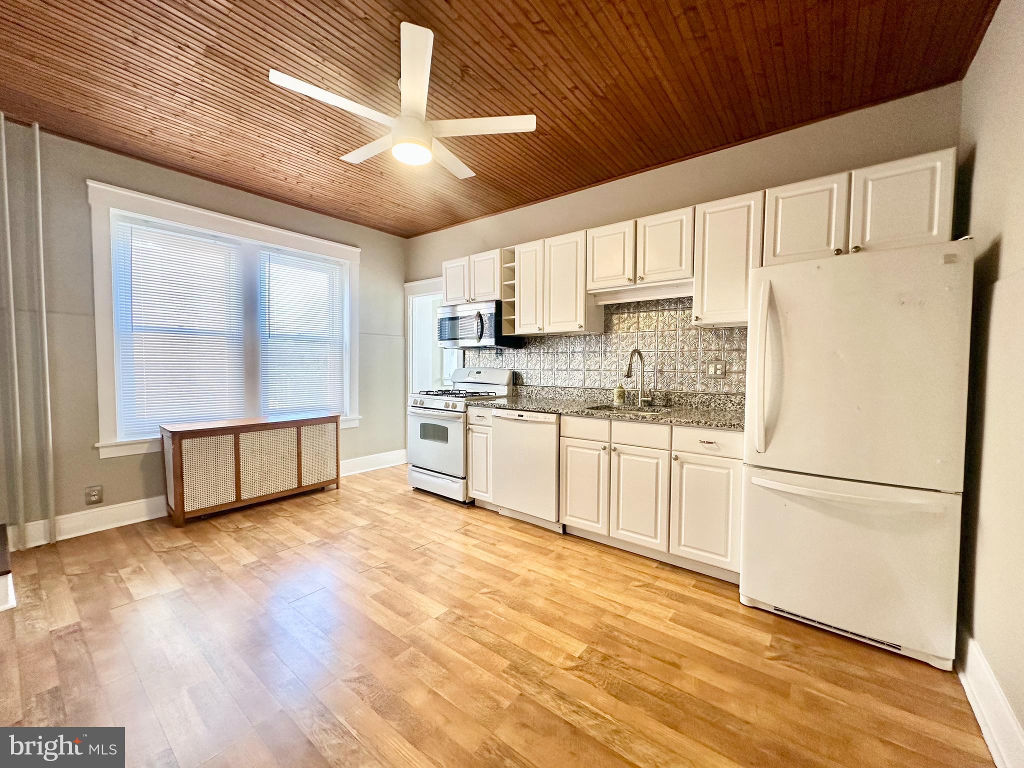 541 Walnut Lane Philadelphia, PA 19128 - Photo 10 of 35 KITCHEN WITH WOOD CEILING