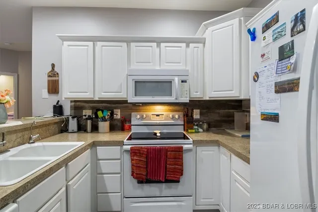 $310,000 | 67 Cedar Heights Lane, Unit 1C, Camdenton, MO 65020