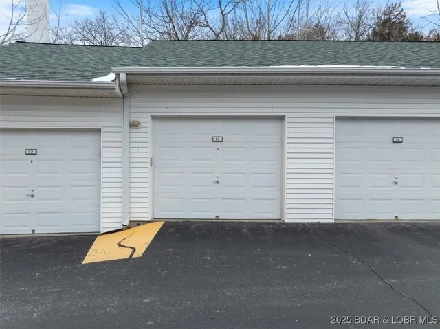 $310,000 | 67 Cedar Heights Lane, Unit 1C, Camdenton, MO 65020