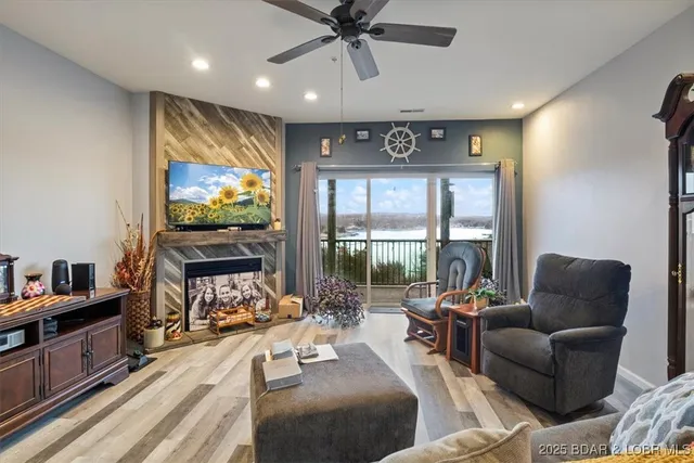 $310,000 | 67 Cedar Heights Lane, Unit 1C, Camdenton, MO 65020