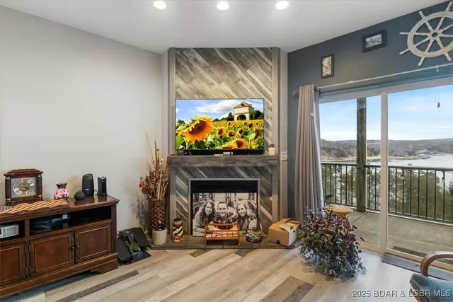 $310,000 | 67 Cedar Heights Lane, Unit 1C, Camdenton, MO 65020