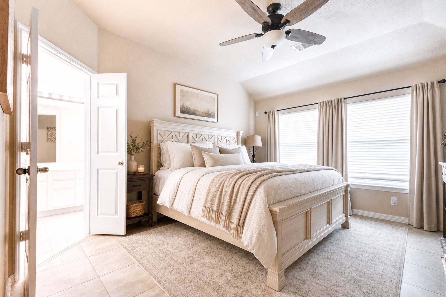 7039 Primrose Road Baytown, TX 77521 - Photo 14 of 25 Primary bedroom featuring natural light and a ceiling fan