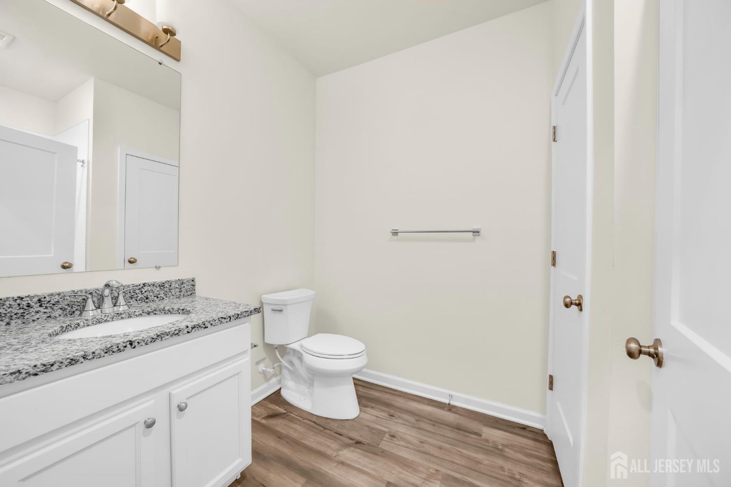 228 Park Lane Dunellen, NJ 08812 - Photo 12 of 25