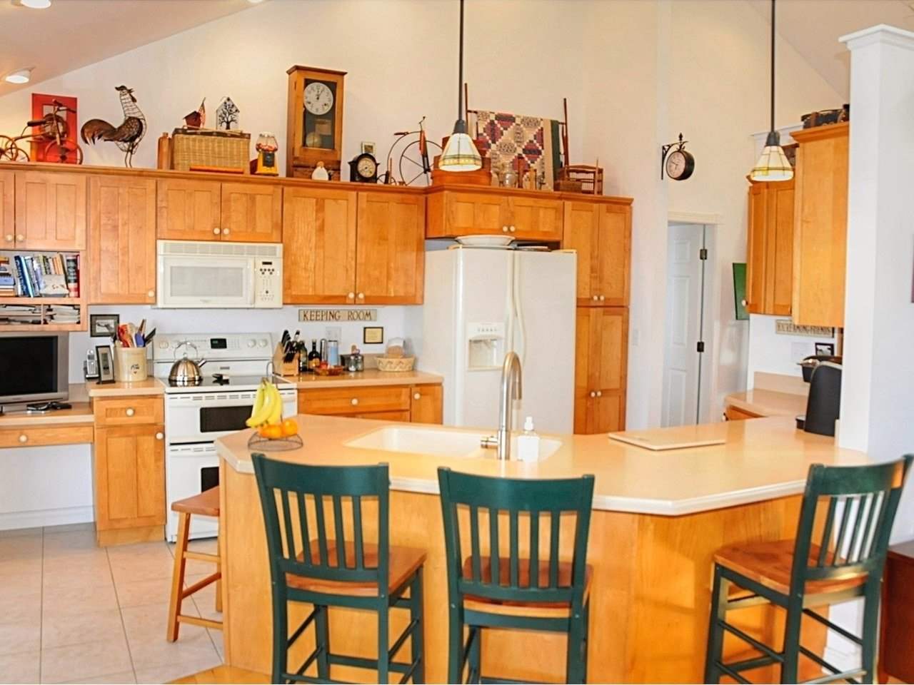 272 Maquam Shore Road Swanton, VT 05488 - Photo 13 of 40