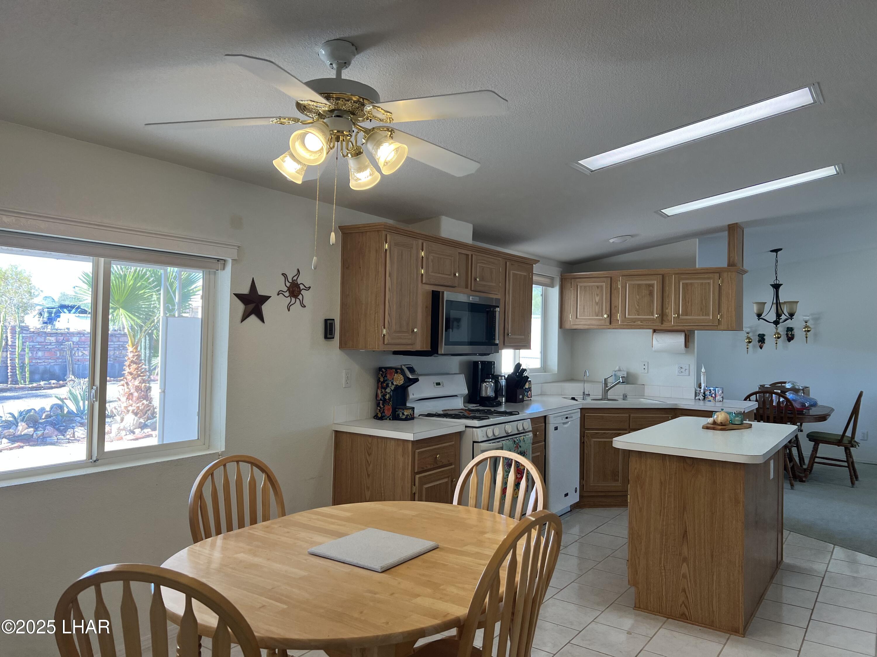 49688 Ruby Avenue Quartzsite, AZ 85346 - Photo 16 of 33 Notice the skylights for added light and bright gatherings