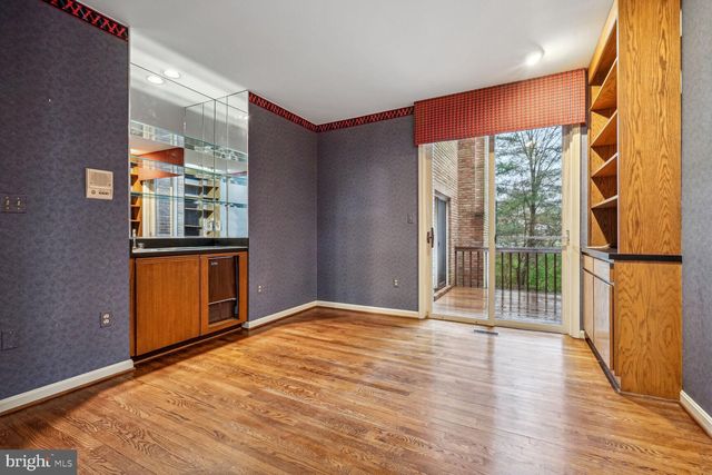 $1,300,000 | 6426 Goldleaf Drive, Bethesda, MD 20817