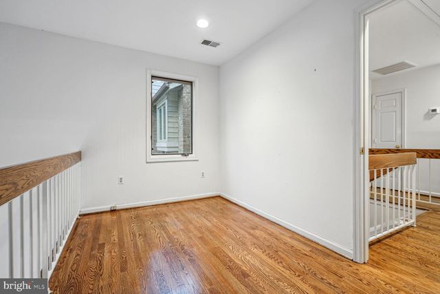 $1,300,000 | 6426 Goldleaf Drive, Bethesda, MD 20817