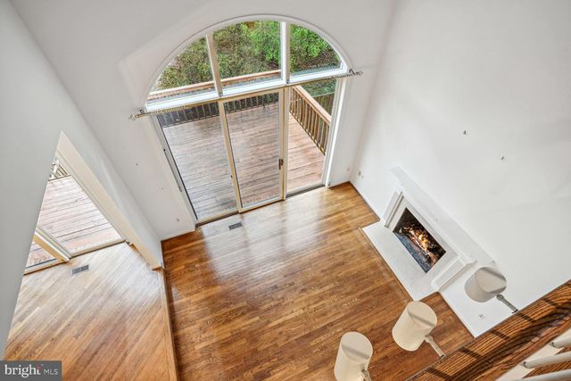 $1,300,000 | 6426 Goldleaf Drive, Bethesda, MD 20817