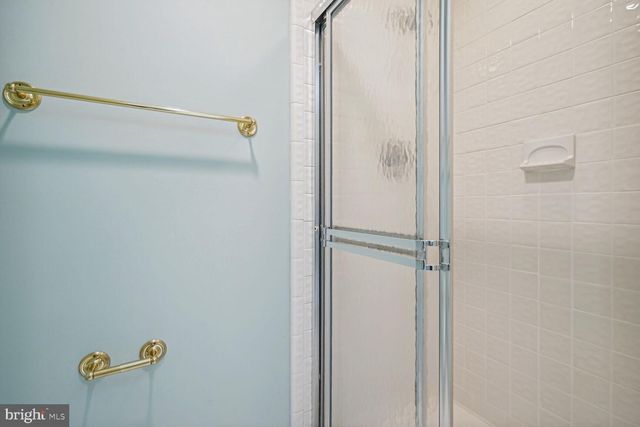 $1,300,000 | 6426 Goldleaf Drive, Bethesda, MD 20817