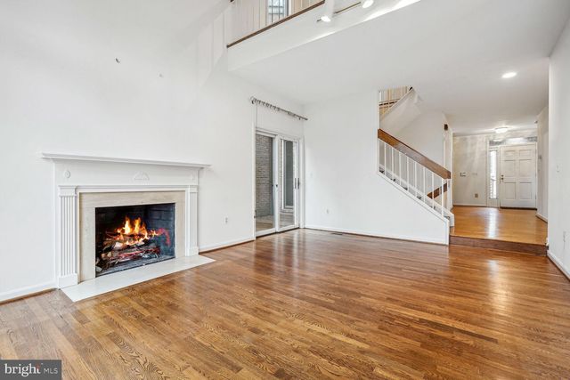 $1,300,000 | 6426 Goldleaf Drive, Bethesda, MD 20817