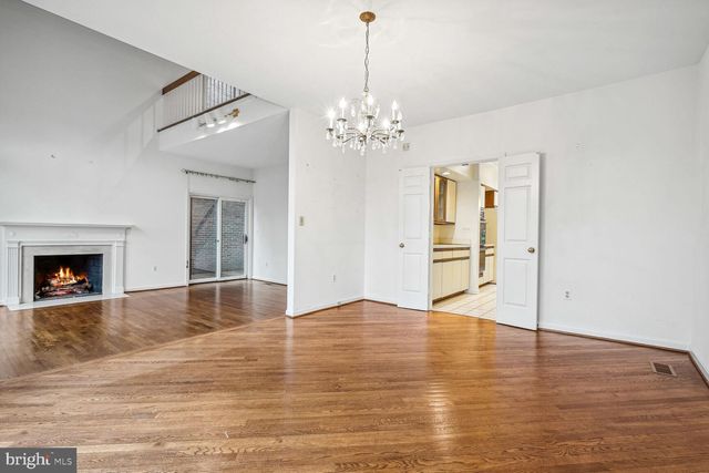 $1,300,000 | 6426 Goldleaf Drive, Bethesda, MD 20817