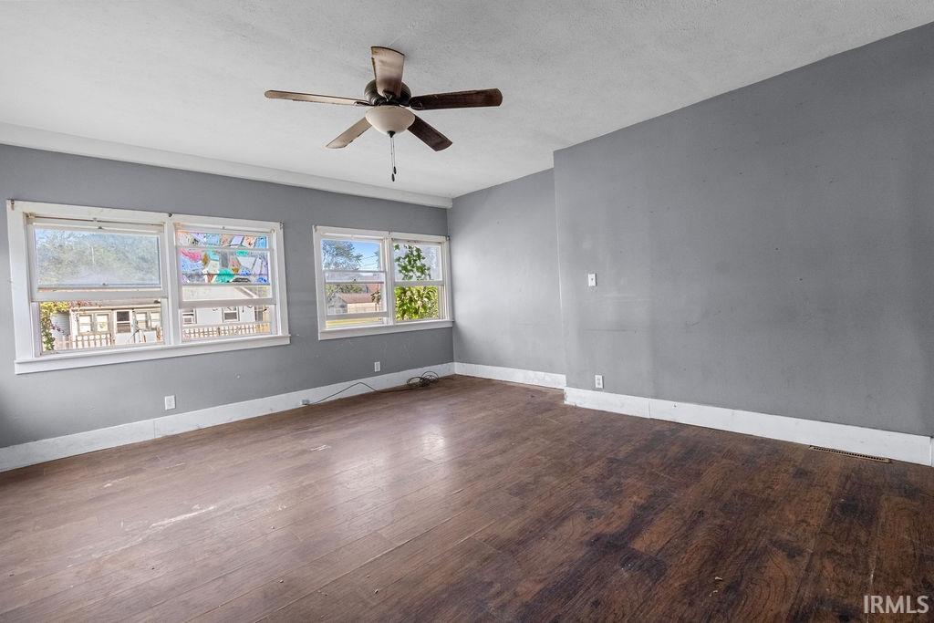 314 Jay Street Rochester, IN 46975 - Photo 32 of 36