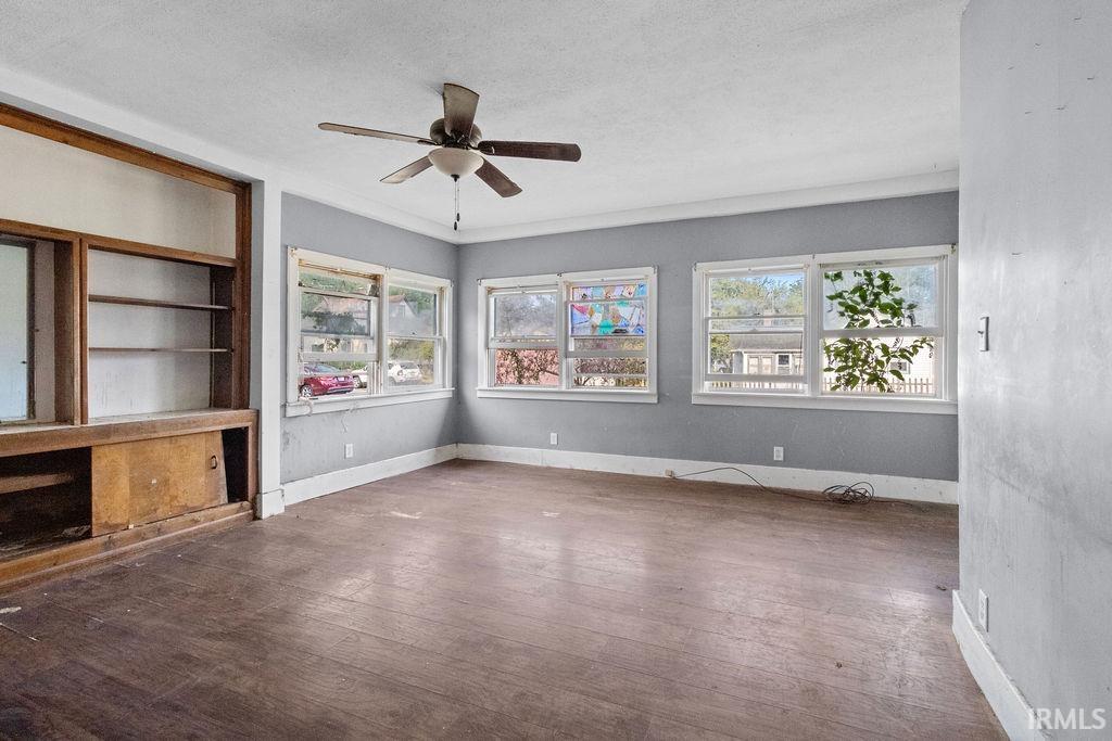 314 Jay Street Rochester, IN 46975 - Photo 8 of 36