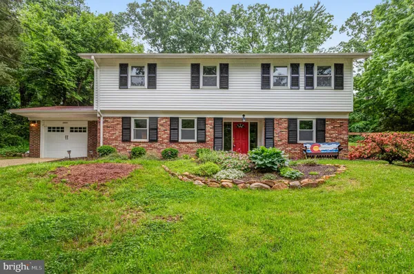 $4,075 | 8805 Menard Court, Alexandria, VA 22309