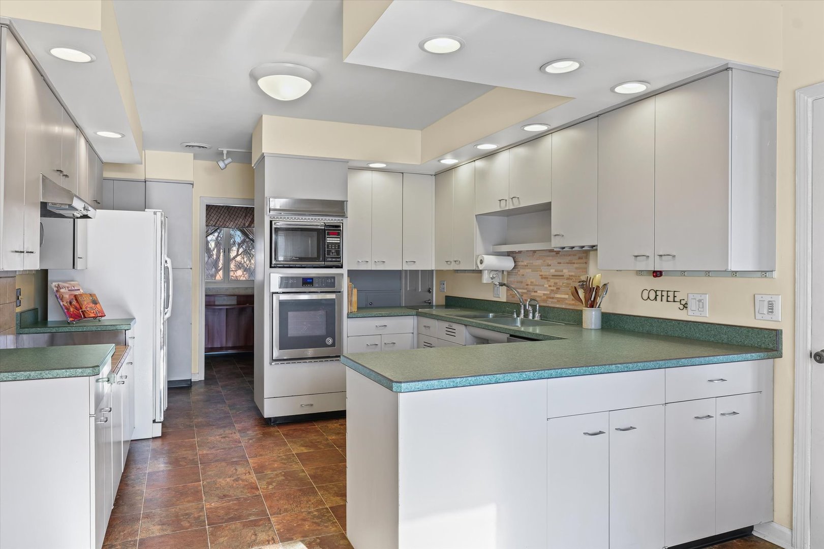 3 Lake Park Road Urbana, IL 61802 - Photo 14 of 56