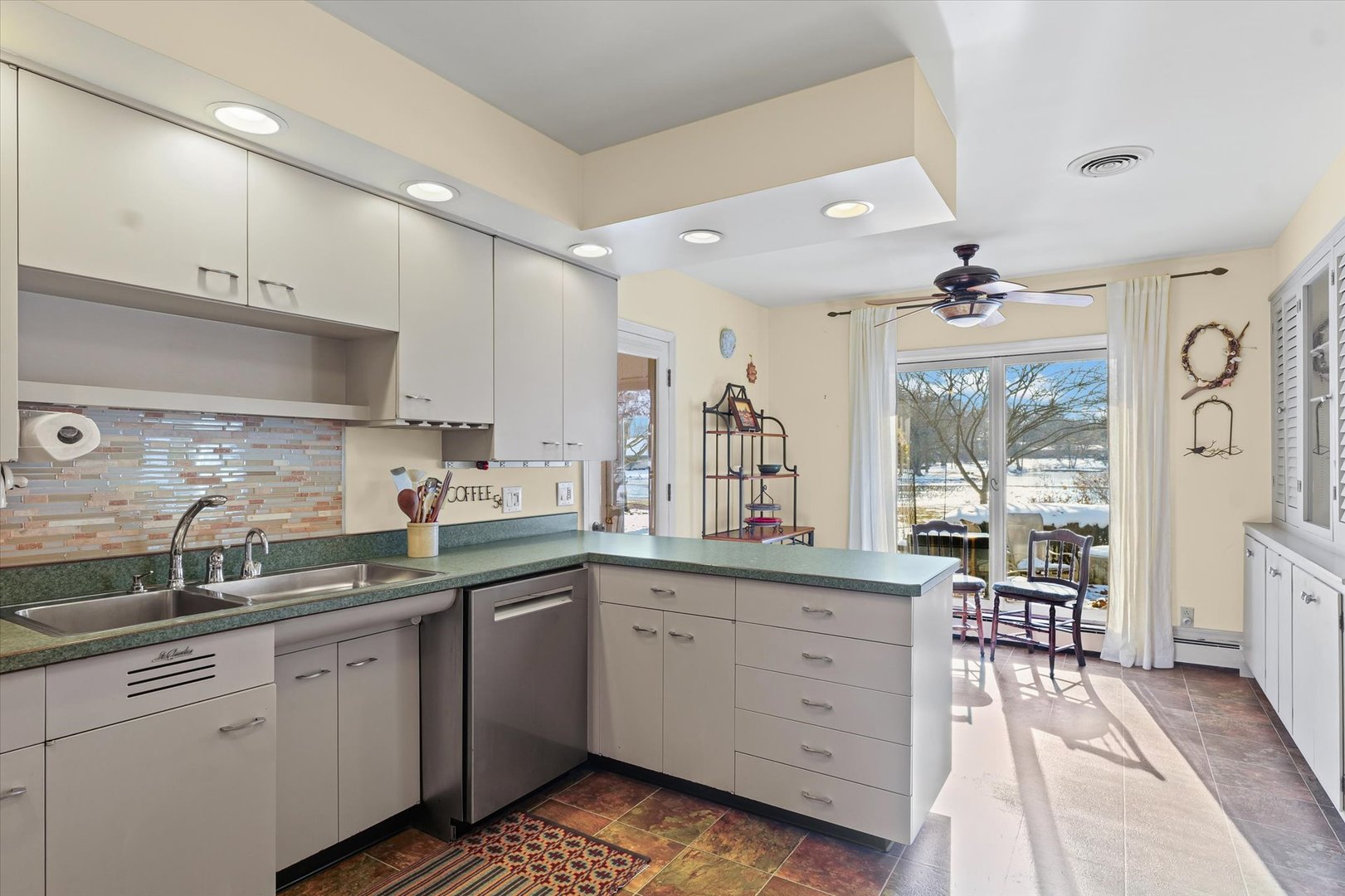 3 Lake Park Road Urbana, IL 61802 - Photo 19 of 56