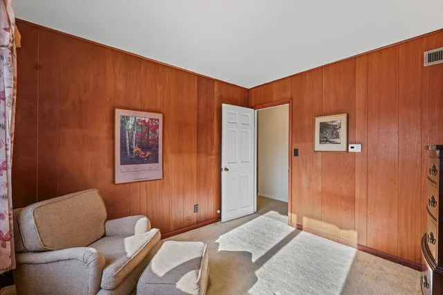 $625,000 | 3 Lake Park Road, Urbana, IL 61802