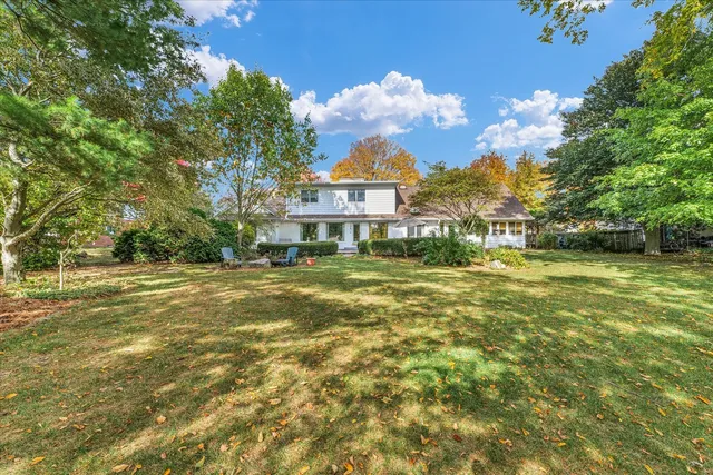 $625,000 | 3 Lake Park Road, Urbana, IL 61802