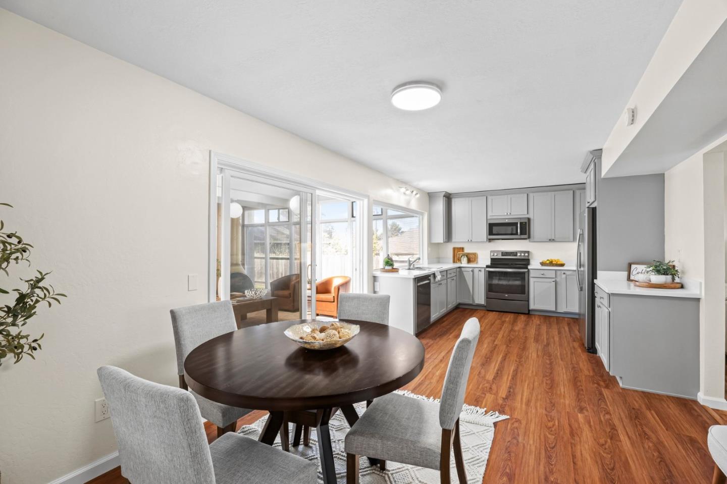 881 Terry Street Monterey, CA 93940 - Photo 18 of 52